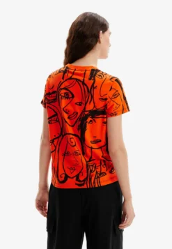 Desigual Contrasting Face - T-Shirt Print - Orange -Desigual 02a5d4f6fc9b49b3beee239323a1b304 scaled