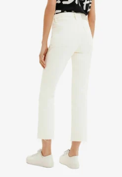 Desigual Straight Leg Jeans - White -Desigual 0b8be337cb8246b3b1e49f638f23a311 scaled
