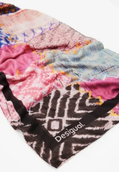 Desigual Patchwork Rectangular - Sjaal - Multi Coloured 5 Desigual Patchwork Rectangular - Sjaal - Multi Coloured -Desigual 12955651e3b24df6945217eb54fc2893 scaled