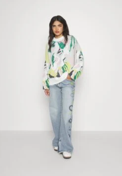 Desigual Smiley - Bootcut Jeans - Denim Medium Wash 11 Desigual Smiley - Bootcut Jeans - Denim Medium Wash -Desigual 12bad2465700465097ded03bc5ba76c8