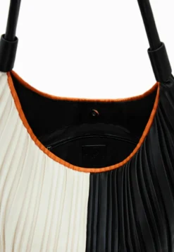 Desigual TaschePleat Scala - Handtas - Beige -Desigual 192935f65de54a2ca012af263e6c693b scaled