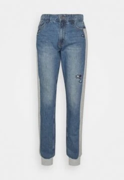 Desigual Lamar - Relaxed Fit Jeans - Denim Medium Wash 16 Desigual Lamar - Relaxed Fit Jeans - Denim Medium Wash -Desigual 1bfcab325f514c4bb49094e38eeff2c2