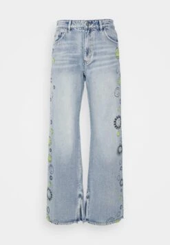 Desigual Smiley - Bootcut Jeans - Denim Medium Wash 12 Desigual Smiley - Bootcut Jeans - Denim Medium Wash -Desigual 1d1a2f5083e7446a98ac75499db65a3e