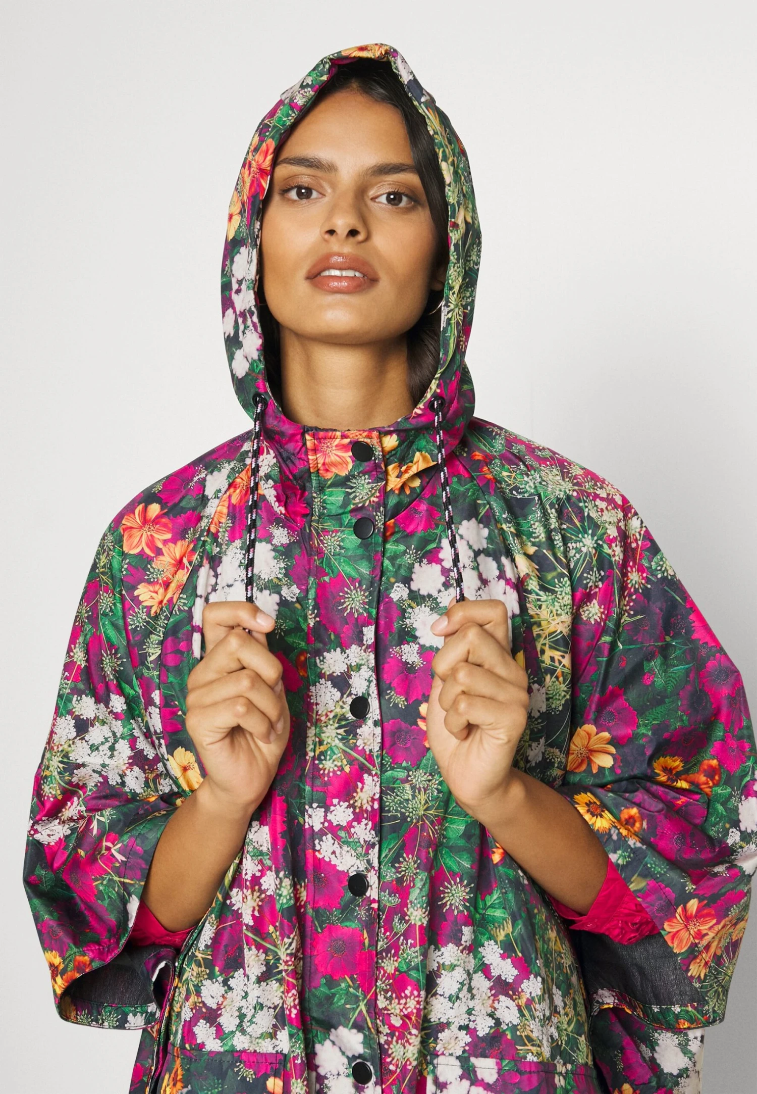 Desigual Ivy Colima - Poncho - Forest Green 4 Desigual Ivy Colima - Poncho - Forest Green - Afbeelding 4
