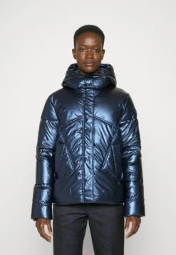 Desigual Padded Hamilton - Winterjas - Navy 9 Desigual Padded Hamilton - Winterjas - Navy -Desigual 20c289f686144cd6b4e35b92eaa7fa7c scaled