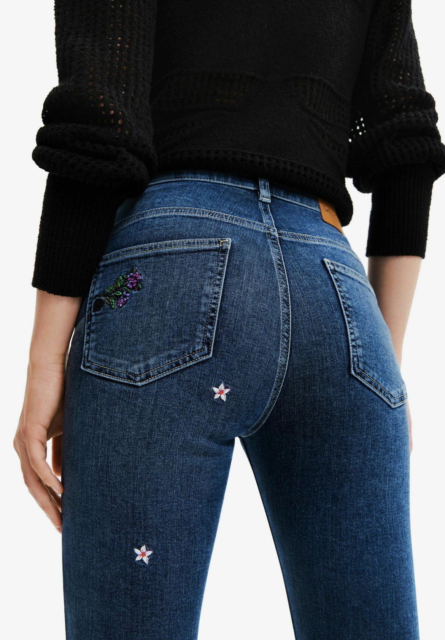 Desigual Flowerkinny Push-Up - Jeans Skinny Fit - Blue 4 Desigual Flowerkinny Push-Up - Jeans Skinny Fit - Blue - Afbeelding 4