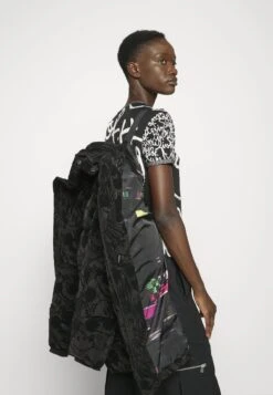 Desigual Padded Kingston Mickey - Winterjas - Black -Desigual 290e466b9bb749bb930237475c3fd4b5