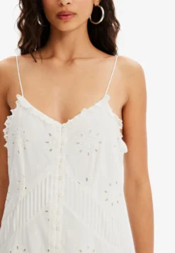 Desigual Maxi-Jurk - White 10 Desigual Maxi-Jurk - White -Desigual 2ae5054446474d73916bb6210038d2c5 scaled