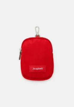 Desigual Bag B-Bolis Pravia - Handtas - Carmin -Desigual 2b54f110f5ce4beaa060d5b1c2b9e55f scaled