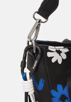 Desigual Margy Loverty - Schoudertas - Black -Desigual 2db8ec7cab8145f5bf86c02b35487950
