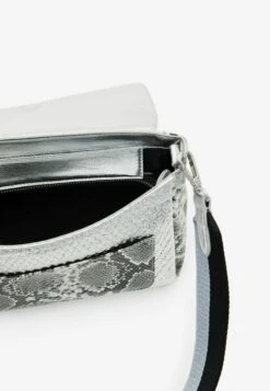 Desigual Midsize Metallic Patchwork Crossbody - Schoudertas - Multi Coloured -Desigual 2e3248e3bebf49cebc7697f8cdbc06c6