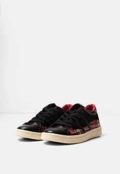 Desigual Sneakers Laag - Black 10 Desigual Sneakers Laag - Black -Desigual 360696c031c745d78a390d7572365392