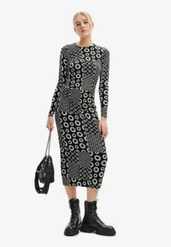 Desigual Slim Patchwork Midi - Etui-Jurk - Black