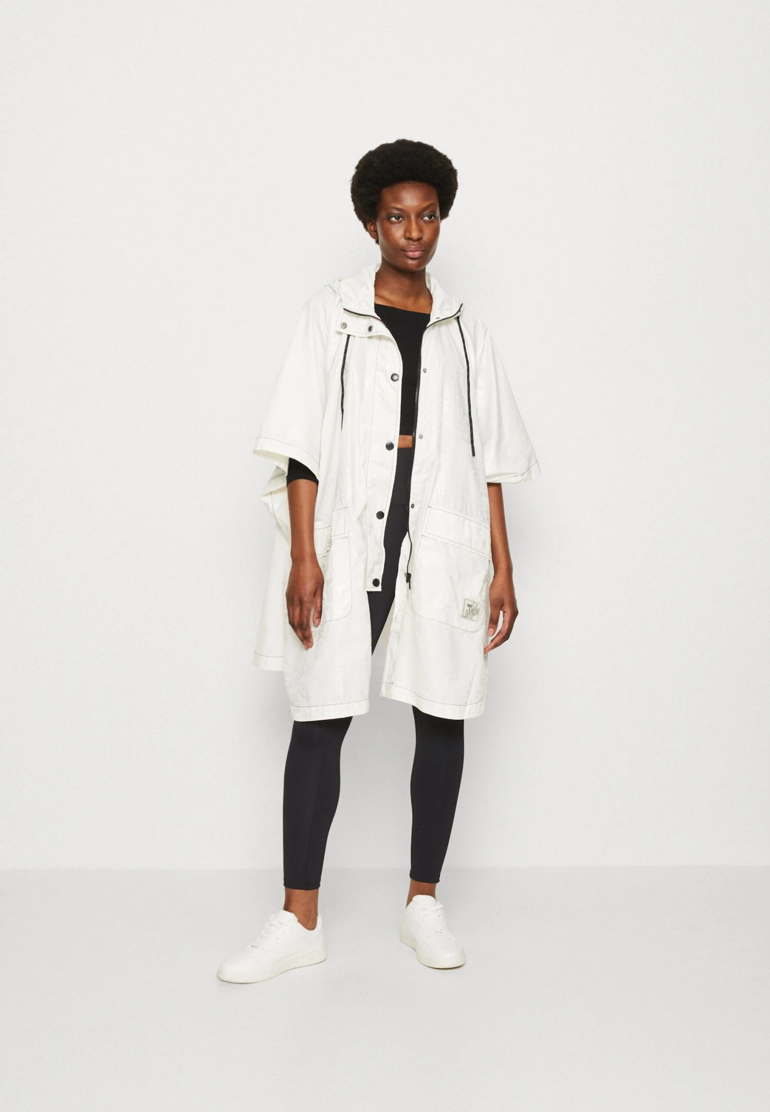 Desigual Poncho Psicolover Colima - Parka - Blanco Nieve 2 Desigual Poncho Psicolover Colima - Parka - Blanco Nieve - Afbeelding 2