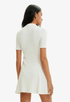 Desigual Plant Skater - Gebreide Jurk - White 7 Desigual Plant Skater - Gebreide Jurk - White -Desigual 3c4054d1cc2246bb8d93fedbe3ba4b54 scaled