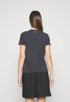 Desigual Mickey Arty - T-Shirt Print - Black -Desigual 3c6df3987d894b398b14fff51249dc3c scaled