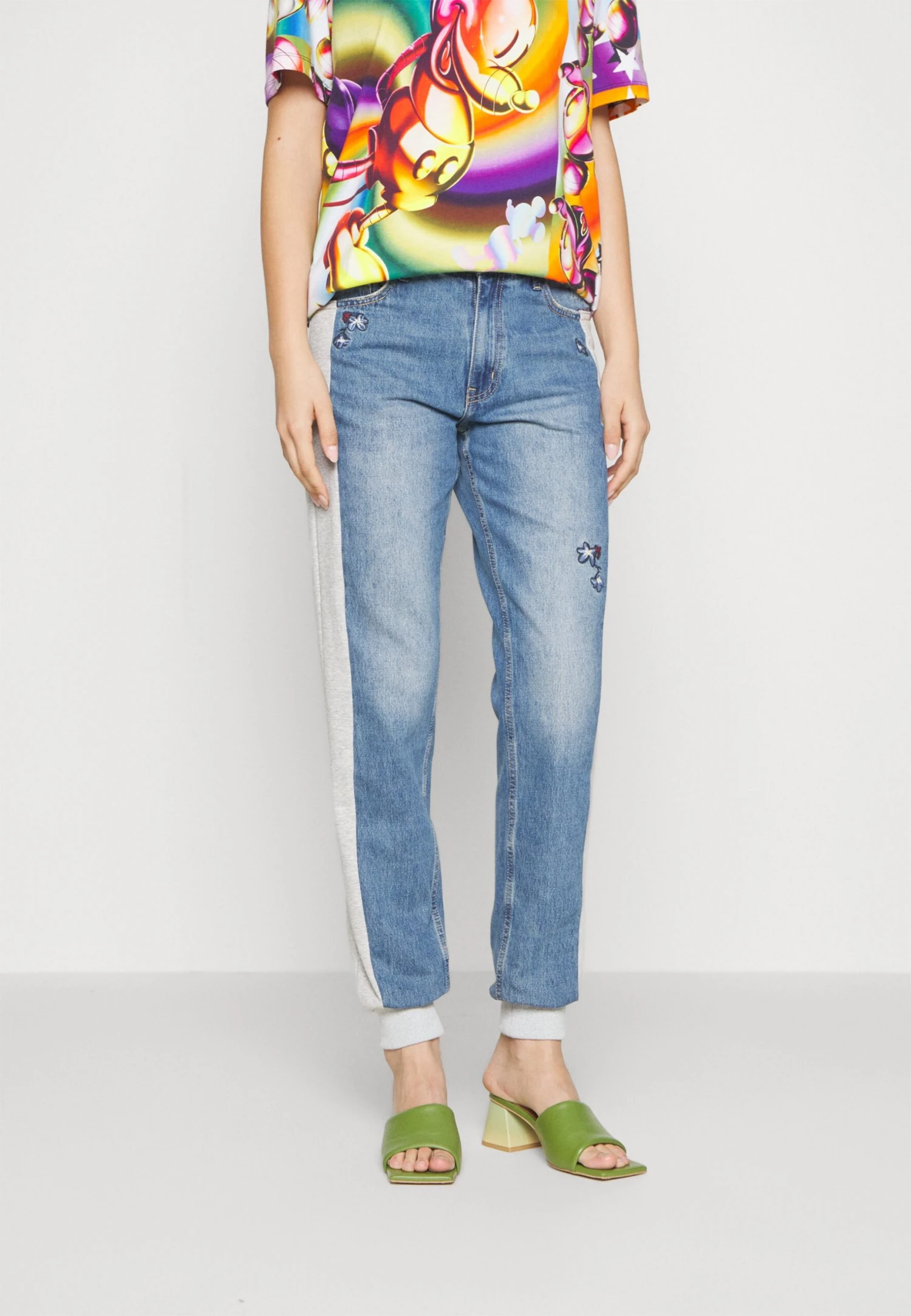 Desigual Lamar - Relaxed Fit Jeans - Denim Medium Wash 3 Desigual Lamar - Relaxed Fit Jeans - Denim Medium Wash - Afbeelding 3