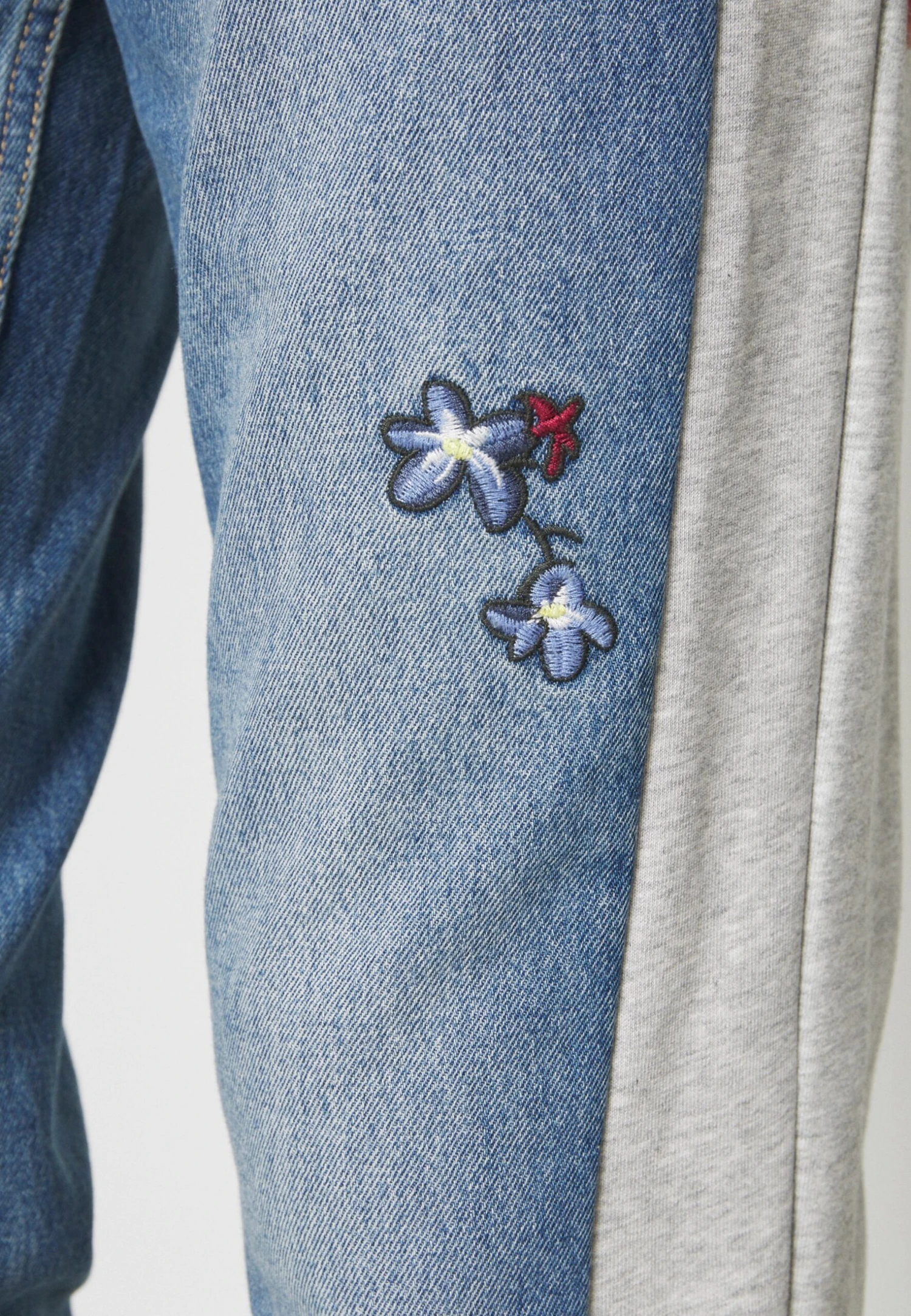 Desigual Lamar - Relaxed Fit Jeans - Denim Medium Wash 6 Desigual Lamar - Relaxed Fit Jeans - Denim Medium Wash - Afbeelding 6