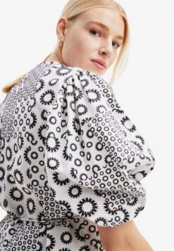 Desigual Patchwork Wrap- Blouse - Black -Desigual 4099786d0e954cd485af27fa86e83d2e