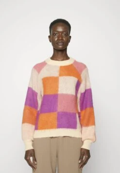 Desigual Júcar - Trui - Orange 9 Desigual Júcar - Trui - Orange -Desigual 43e2ba7957c449f392f3002f7a2ab6ed