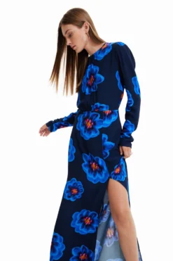 Desigual Sport Logo Vest - Maxi-Jurk - Marino 9 Desigual Sport Logo Vest - Maxi-Jurk - Marino -Desigual 4681787dfe7748a1aa059cfb3dbba18c scaled