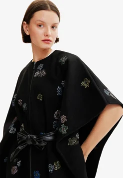 Desigual Embroidered Belted - Poncho - Black -Desigual 4766ba40c4e1495eaa8bac0923040c89 scaled