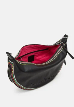 Desigual Raven Kuwait - Handtas - Black -Desigual 49a3eaa3c9a845e59517dad1b5b0d755 scaled