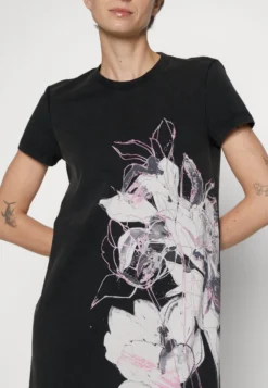 Desigual Camiflo - Jerseyjurk - Black -Desigual 4beaee8577d84355b26757153ae043dd scaled