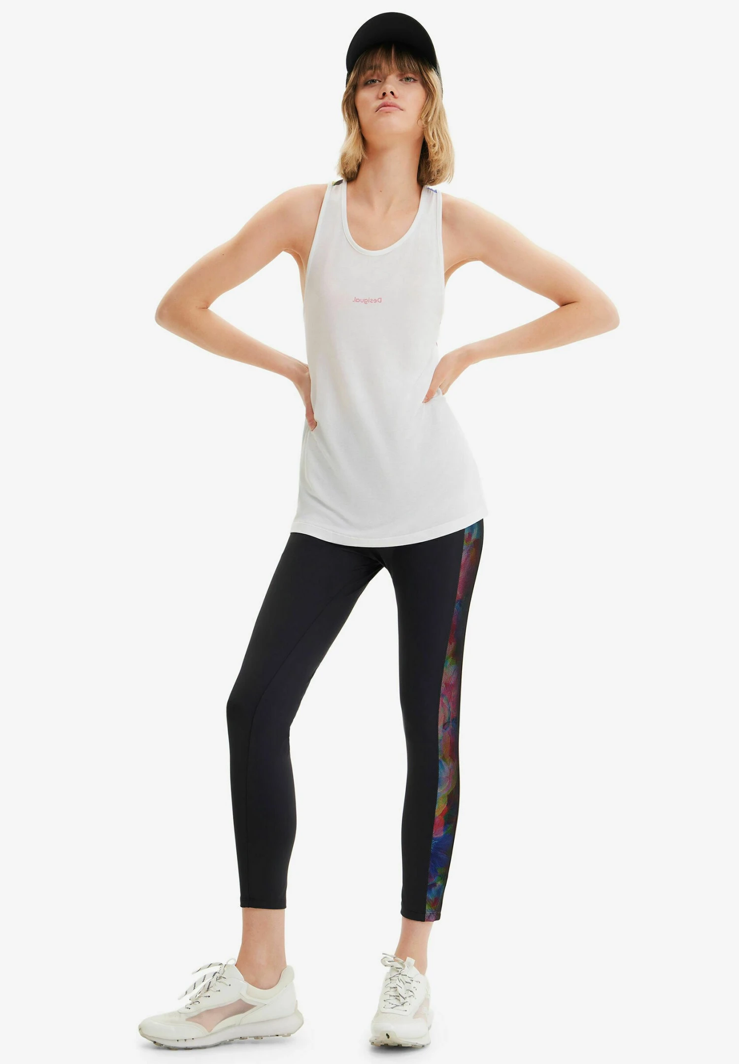 Desigual Asymmetric-Strapwimsuit - Top - White 2 Desigual Asymmetric-Strapwimsuit - Top - White - Afbeelding 2