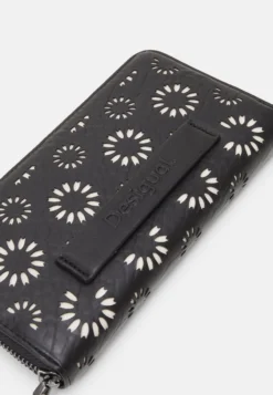 Desigual Mone Amorina Fiona - Portemonnee - White -Desigual 4faa1621c65c4054931e3aa023e64353 scaled