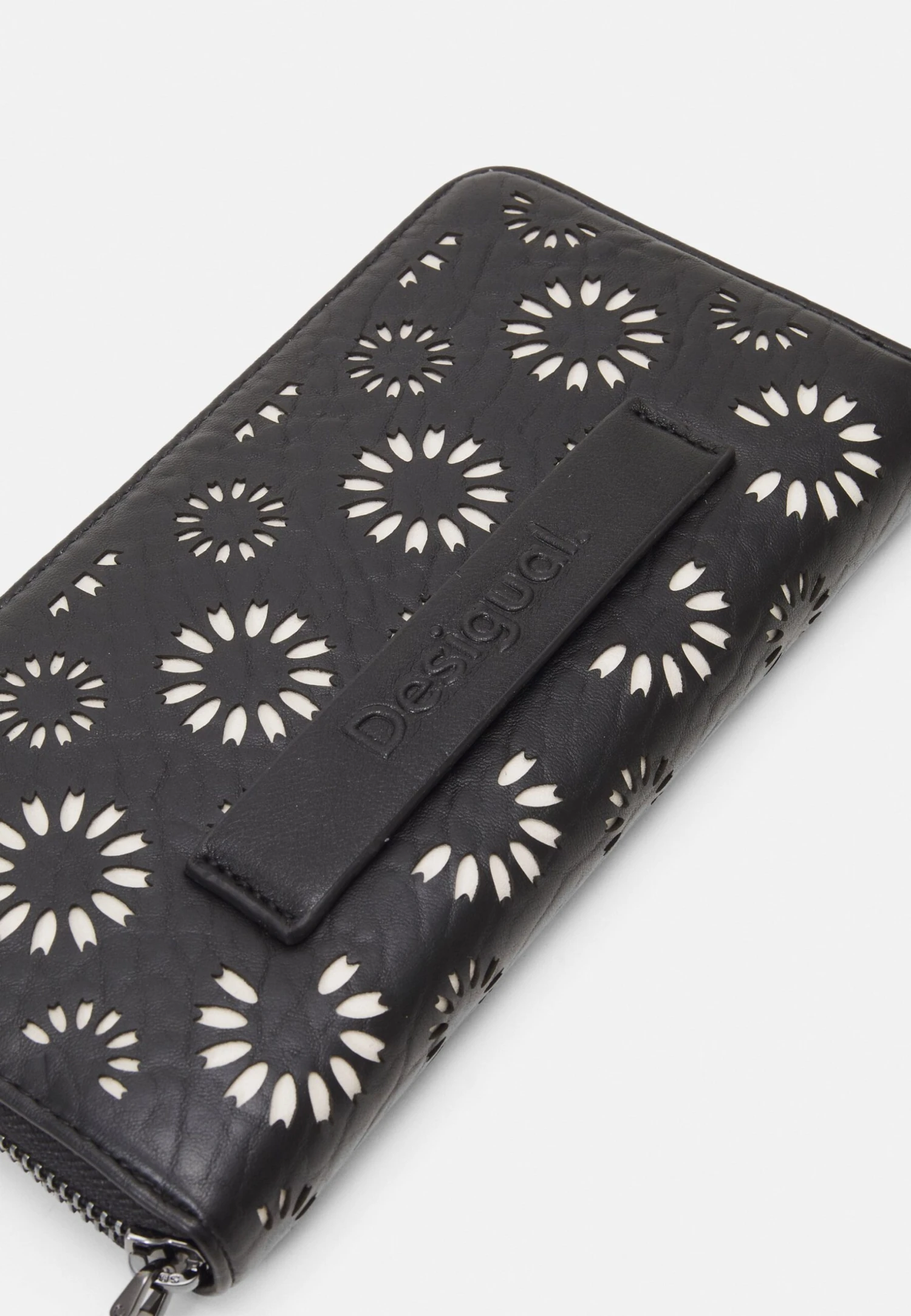 Desigual Mone Amorina Fiona - Portemonnee - White 4 Desigual Mone Amorina Fiona - Portemonnee - White - Afbeelding 4