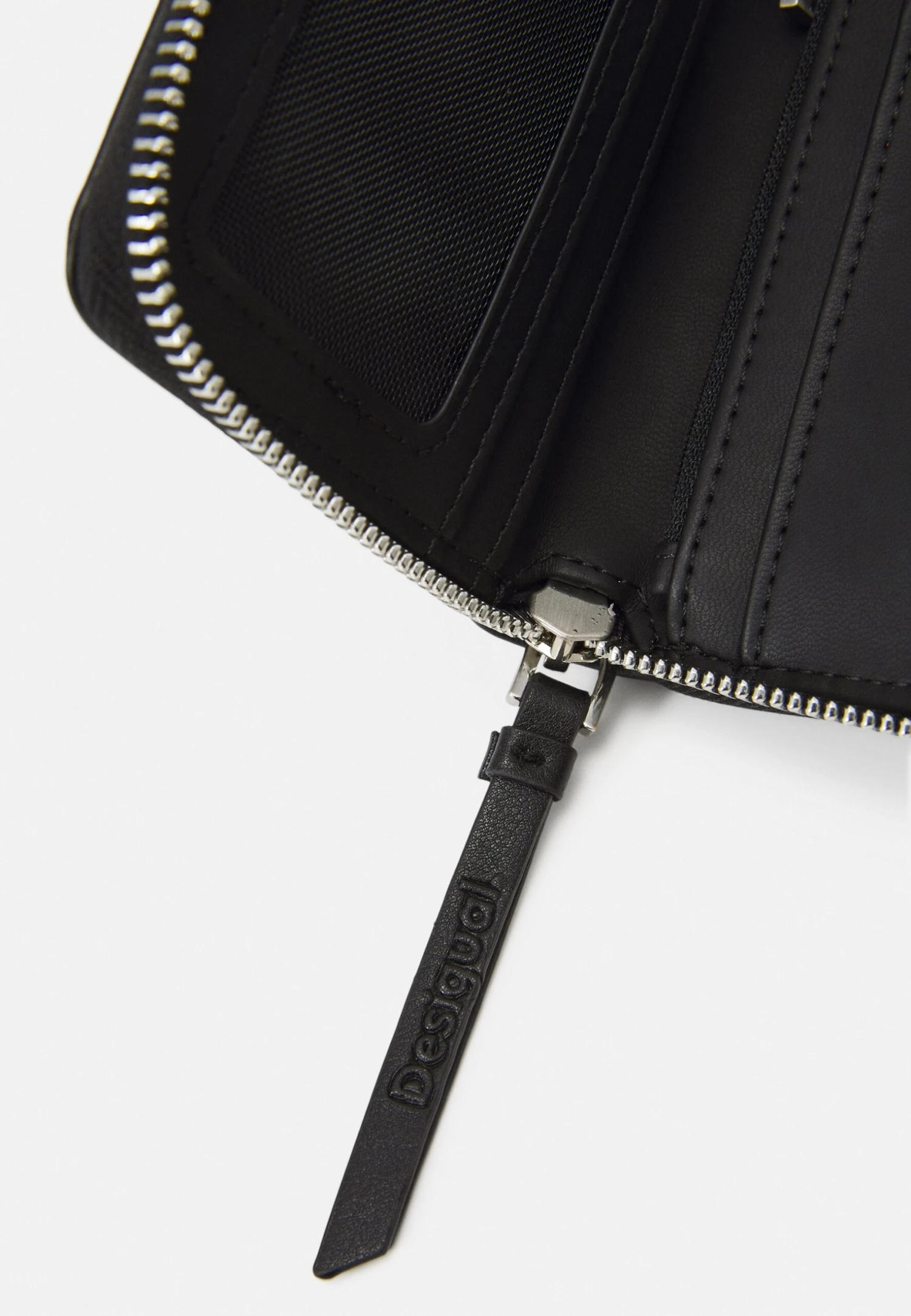 Desigual Mone Onyx Marisa - Portemonnee - Black 5 Desigual Mone Onyx Marisa - Portemonnee - Black - Afbeelding 5