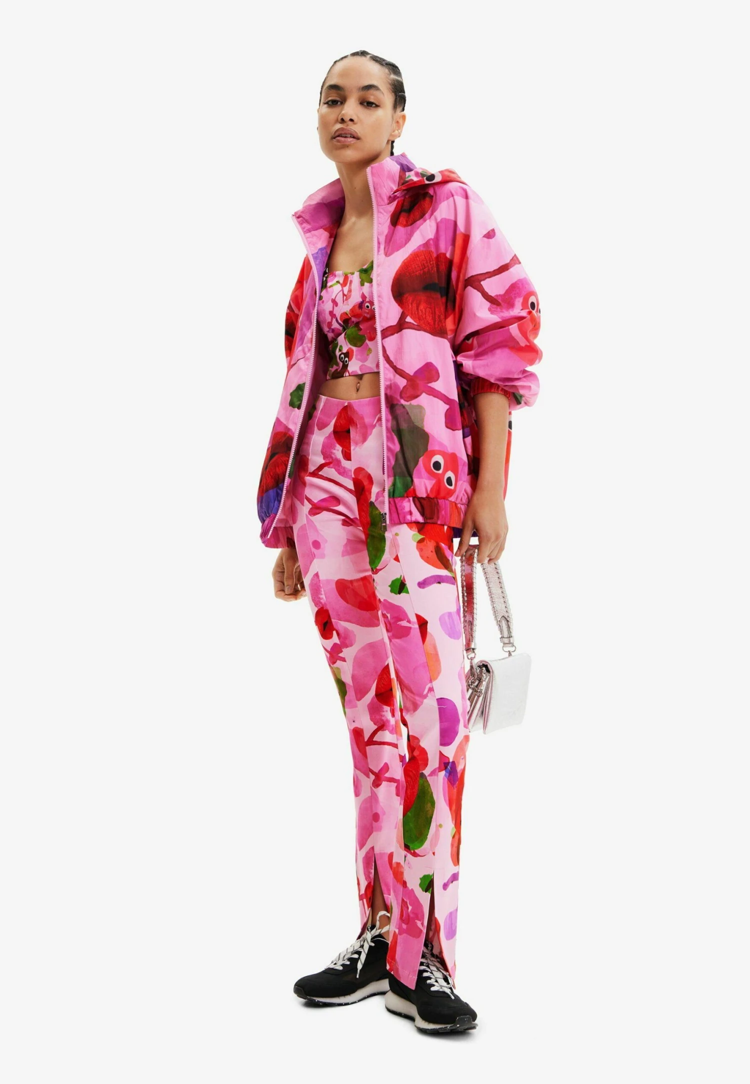 Desigual Designed By M. Christian Lacroix - Lichte Jas - Red 2 Desigual Designed By M. Christian Lacroix - Lichte Jas - Red - Afbeelding 2