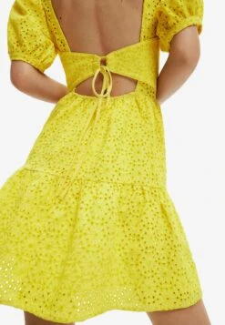 Desigual Artylim - Jurk - Yellow -Desigual 5a9b8a33d4ba4f2ca1c357854d161073