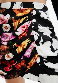 Desigual Draped Floral - Wikkelrok - Black 8 Desigual Draped Floral - Wikkelrok - Black -Desigual 5e05bf6f8ea34101a78620659e08be4e scaled