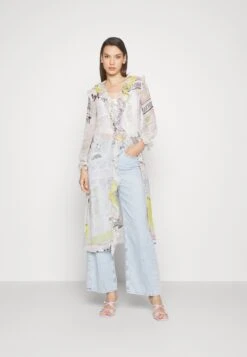 Desigual Digital - Blouse - White -Desigual 5f32c67e5adb46ed84bcca9d0a8d62ef