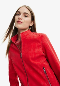 Desigual Suede-Effect Biker - Imitatieleren Jas - Red -Desigual 605df6149e514f23a103e62c581f0100 scaled