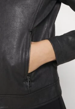 Desigual Jacket Toronto - Imitatieleren Jas - Black -Desigual 64d18e28d66a44a2ae49f28d2235c9ae