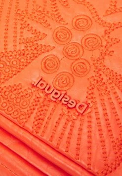 Desigual Alpha Mombasa Mini - Rugzak - Naranja -Desigual 6b95746d50b74a09b2587dd54199dfac
