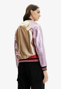 Desigual Metallic Bomber - Bomberjacks - Pink 7 Desigual Metallic Bomber - Bomberjacks - Pink -Desigual 70d48316cae340d4b25d22995ee88921 scaled