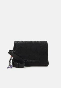 Desigual -Desigual 7197257c2a6b4df3a9c06af4e36c9177