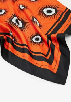 Desigual Geometric Square - Sjaal - Orange -Desigual 750bc21e1a7b4609b16ef59db4f4631a scaled