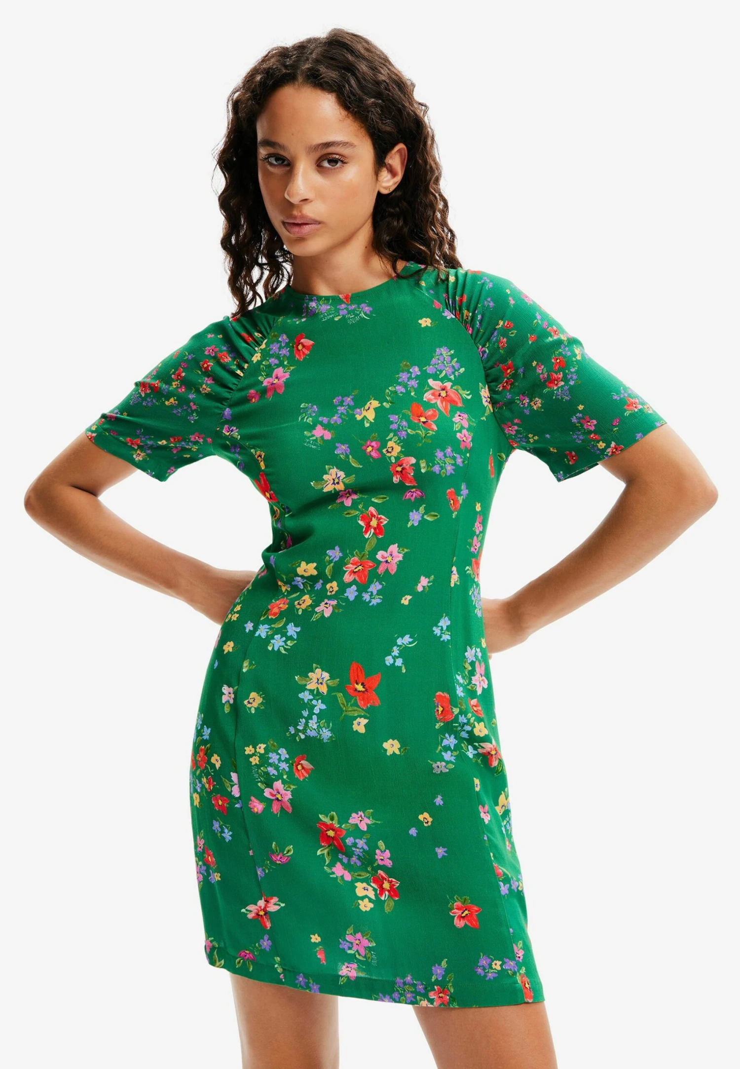 Desigual Short Floral- Jurk - Green 1 Desigual Short Floral- Jurk - Green