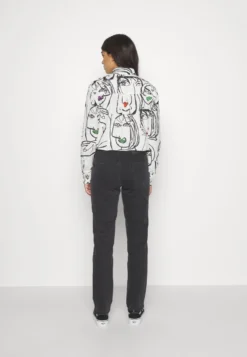 Desigual Amsterdam - Straight Leg Jeans - Black -Desigual 78547d732a2e4dcd9e654307af8b5b0b scaled