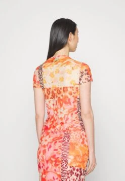 Desigual Patches - T-Shirt Print - Orange -Desigual 7acaffca368843af88eb5c420c7837c3