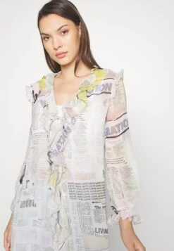 Desigual Digital - Blouse - White -Desigual 7c5e4a8b30d441efa8e73f2b34cc5b64