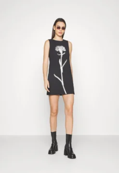 Desigual Shasta - Etui-Jurk - Black 13 Desigual Shasta - Etui-Jurk - Black -Desigual 8494370aae434ef3b1af56a2ab2a0a25 scaled