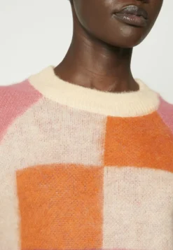 Desigual Júcar - Trui - Orange -Desigual 85408aef0cf64332a204b5dedb2db628 scaled