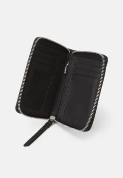 Desigual Mone Onyx Marisa - Portemonnee - Black 7 Desigual Mone Onyx Marisa - Portemonnee - Black -Desigual 8718add280794ab3919e87c96b923843