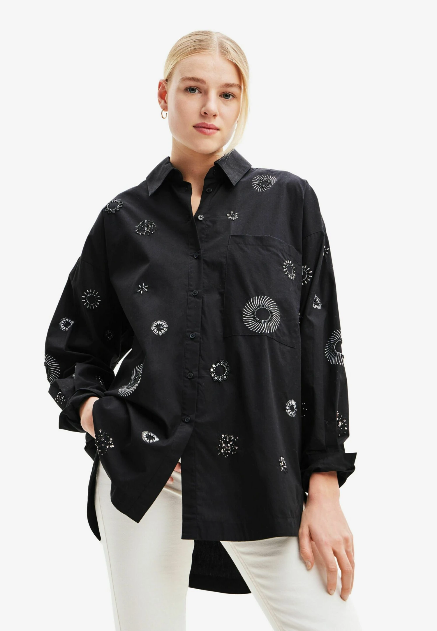 Desigual Oversize Embroidered - Overhemdblouse - Black 1 Desigual Oversize Embroidered - Overhemdblouse - Black